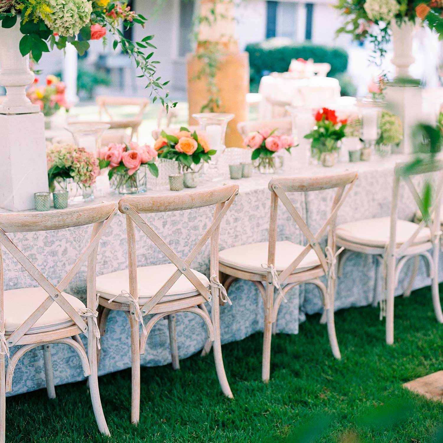 Silla Crossback Blanco Roto Antique White de madera de olmo para bodas