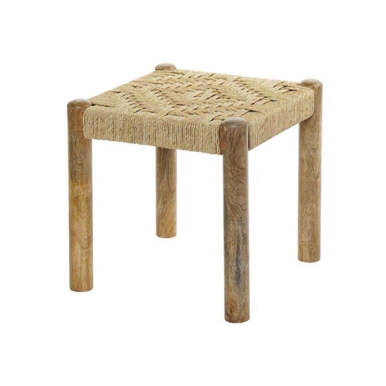 <h3 class="woocommerce-loop-product__title">Banqueta Shines</h3>