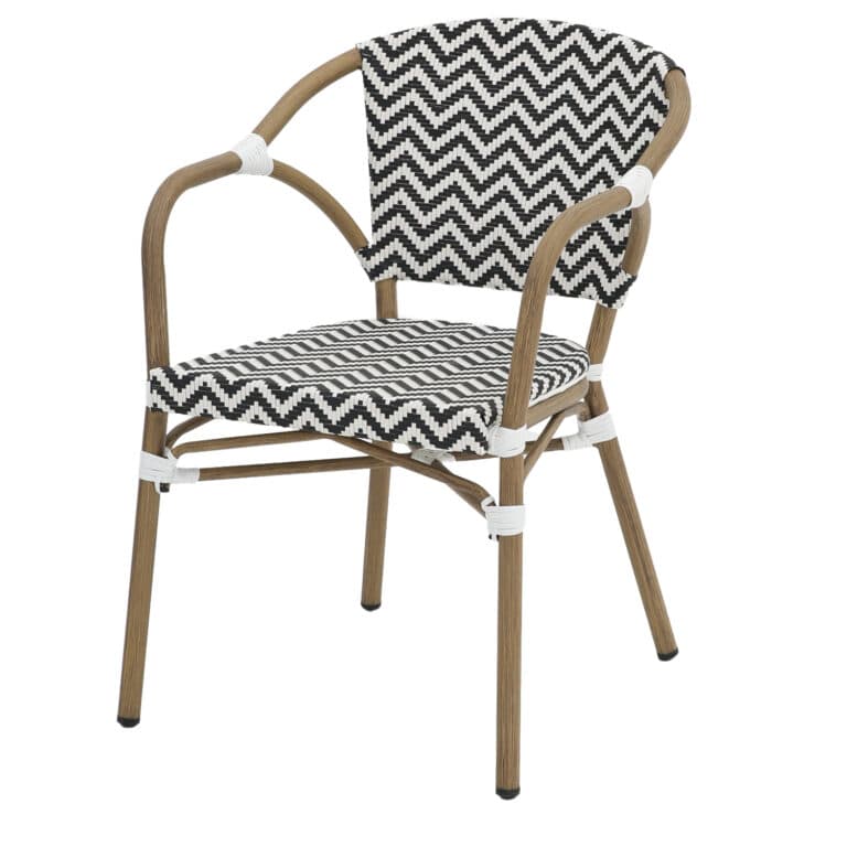 <h3 class="woocommerce-loop-product__title">Sillón Marsella Negra</h3>