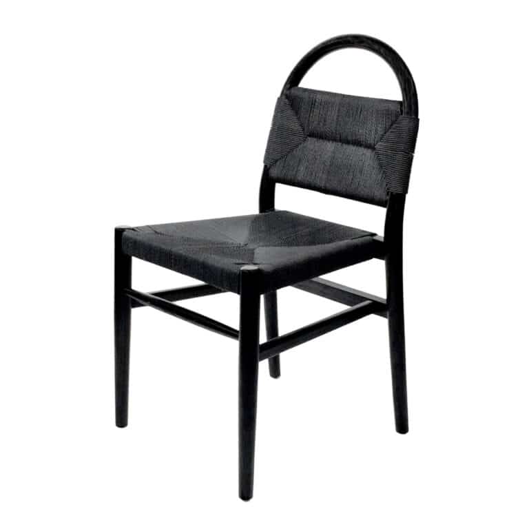 <h3 class="woocommerce-loop-product__title">Silla Aura Negra</h3>