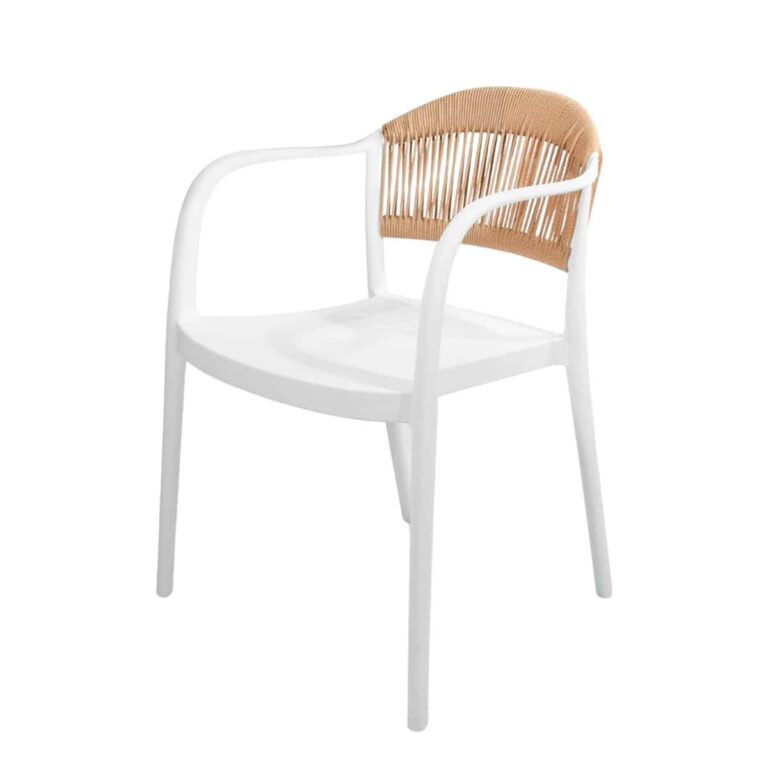 <h3 class="woocommerce-loop-product__title">Silla Truán Blanca</h3>